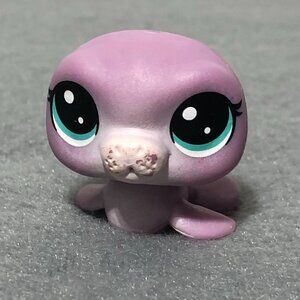 Littlest Pet Shop Seal / Sea Lion Purple w/ Green Aqua LPS Hasbro Rare